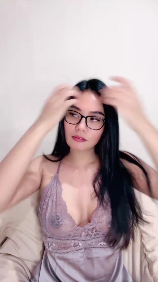 Malam Minggu Santuy With Ciyomi Sambil Pamerin Uting HOT51