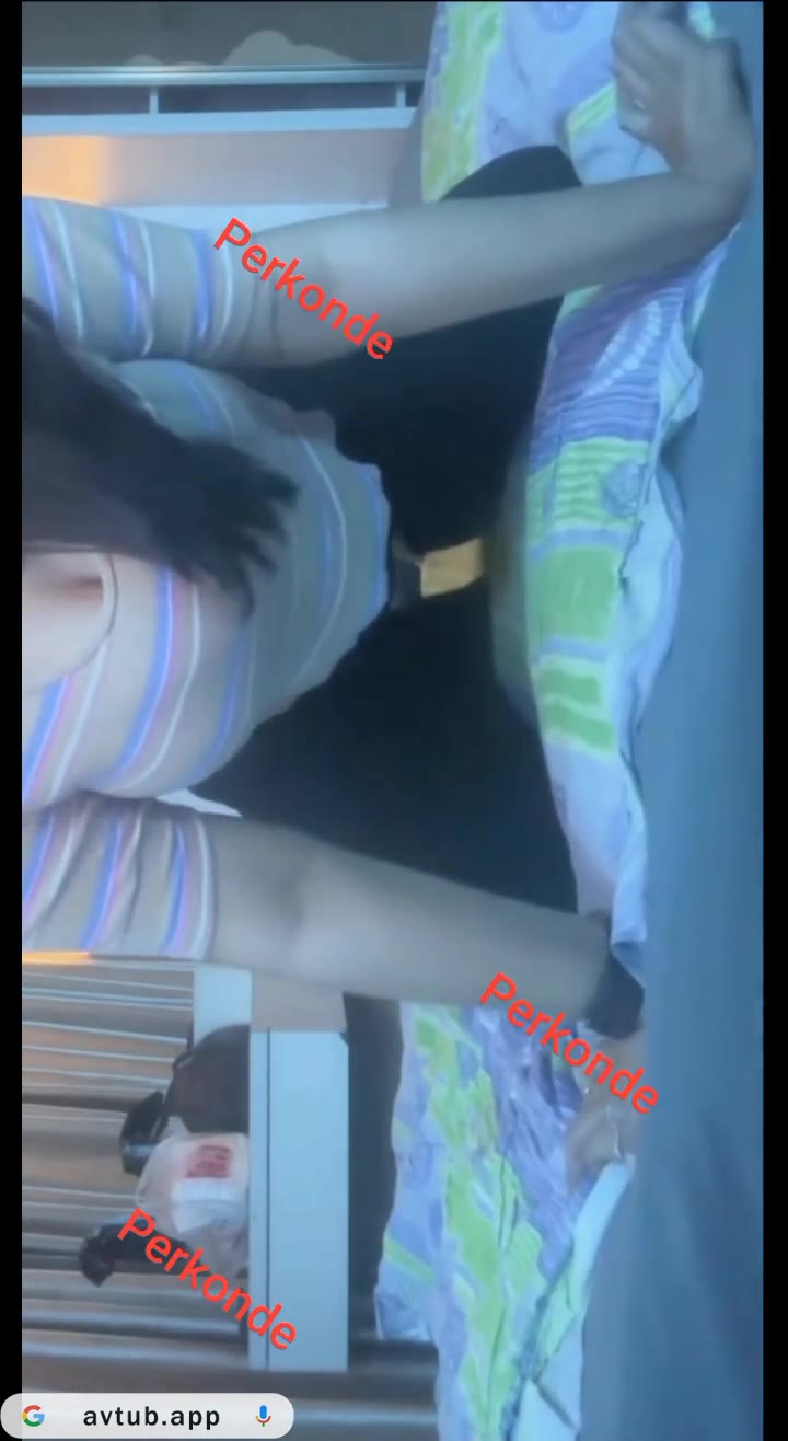 Megumi Talent Idola Doyan Gaya Doggy Nyengir Gitu