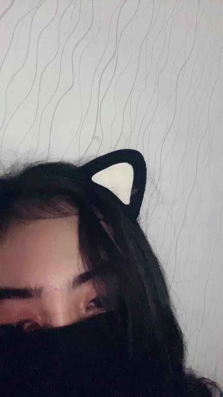 Spill Toket Memek Jembut Tipis Floww HOT51